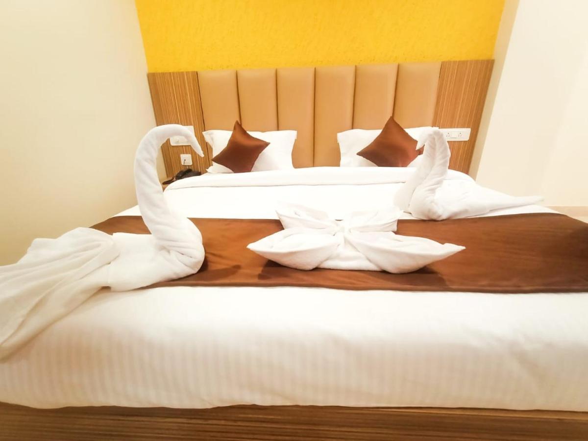 Hotel Maitri 迈索尔 外观 照片