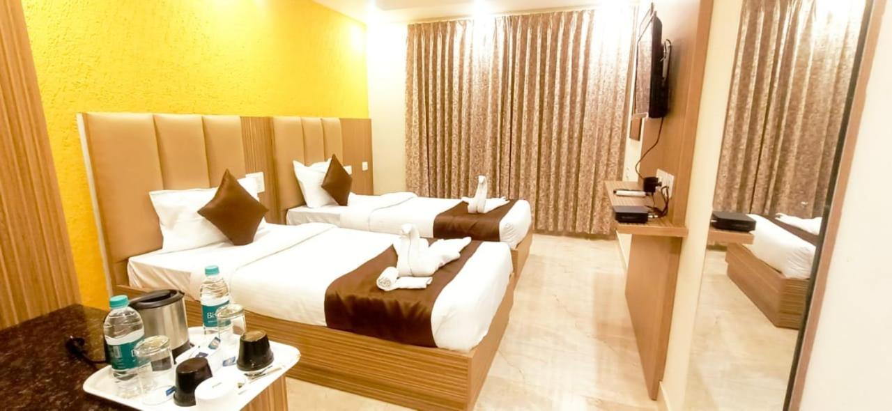 Hotel Maitri 迈索尔 外观 照片
